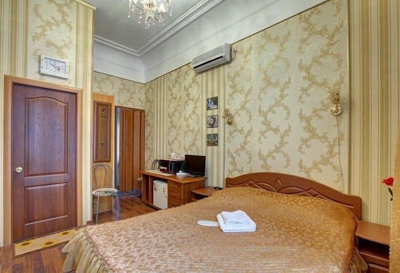 Mini Hotel Petrogradskiy
