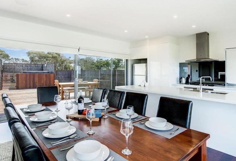 Moonah Dunes Beach House