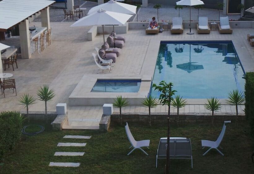 Niovi Boutique Apartments