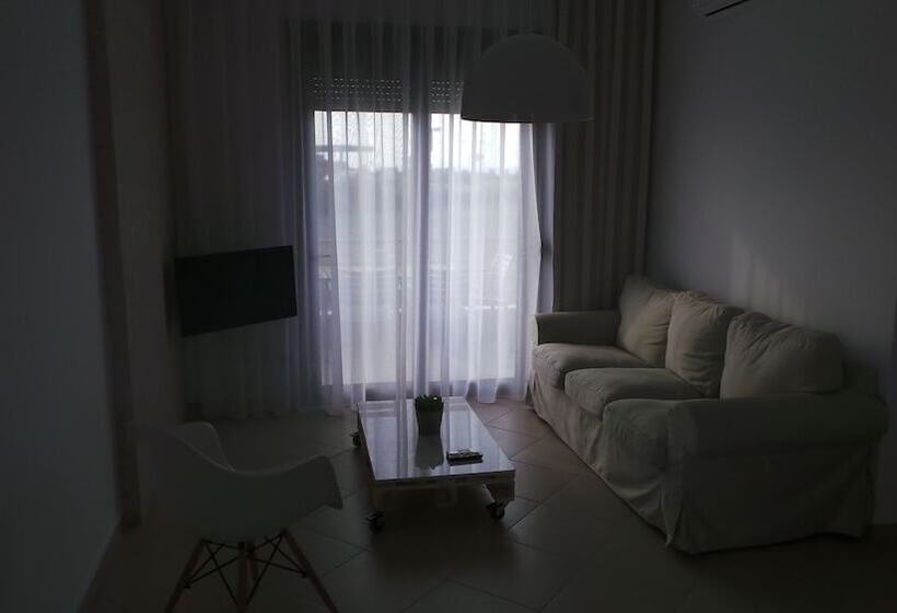 Niovi Boutique Apartments