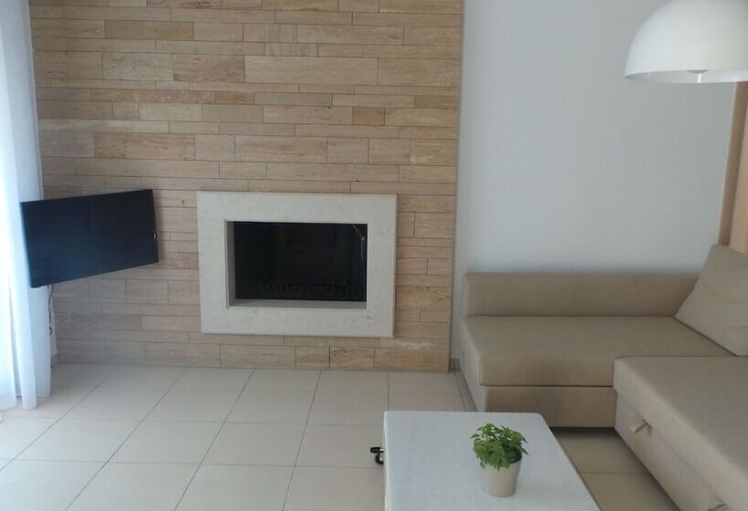 Niovi Boutique Apartments