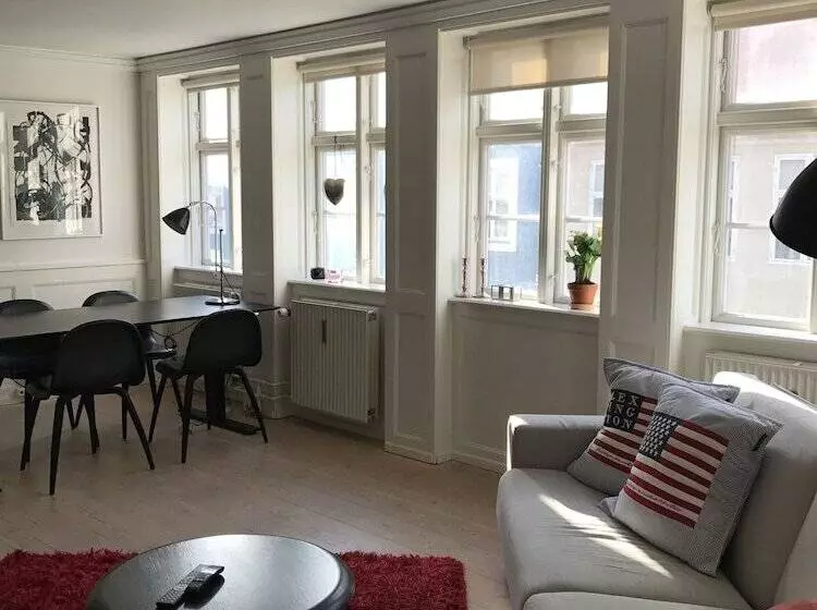Nyhavn Apartments