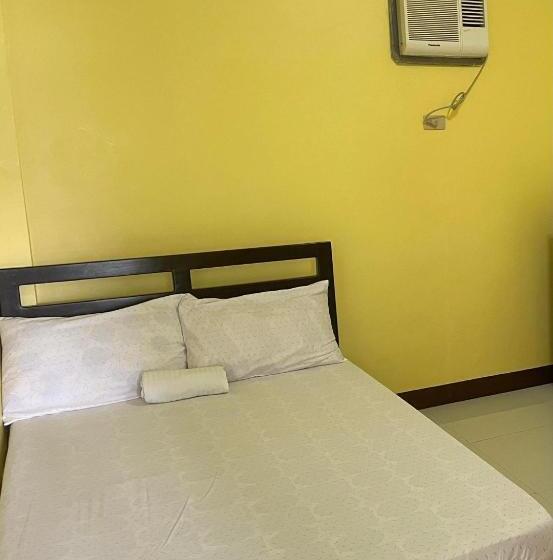 Pensione Chamie S Transient House