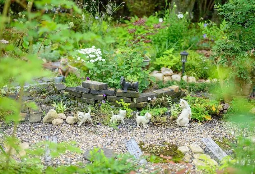 Ryokan Yufuin Waraneko No Yado