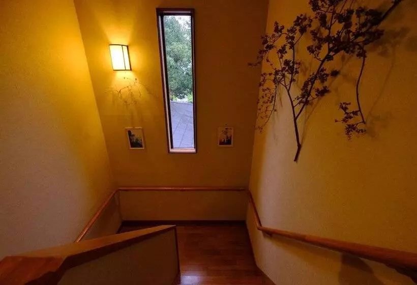 Ryokan Yufuin Waraneko No Yado