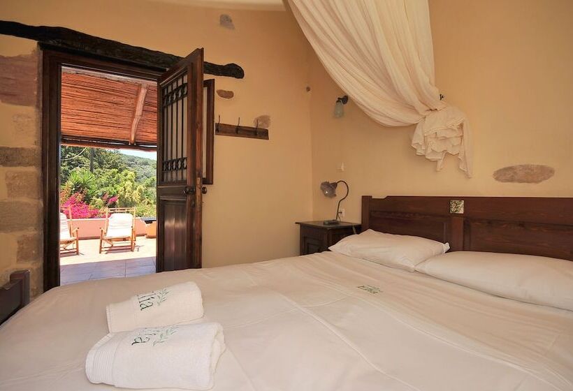 Elia Traditional Hotel & Spa