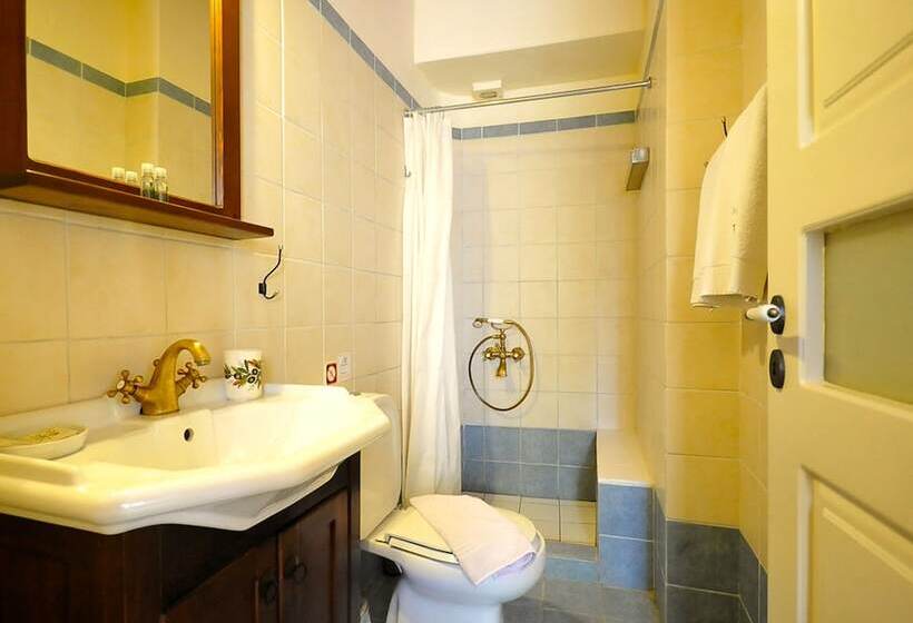 Elia Traditional Hotel & Spa