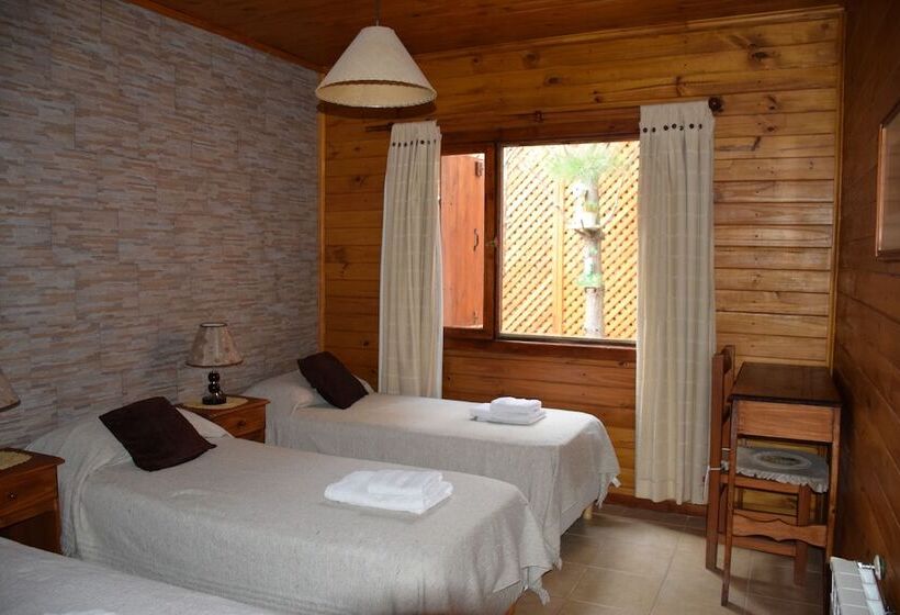 مسافرخانه Hosteria Rukahue