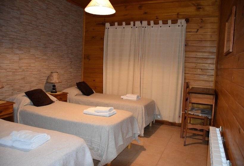 مسافرخانه Hosteria Rukahue