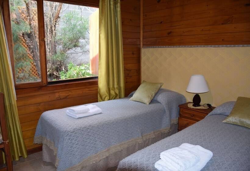 مسافرخانه Hosteria Rukahue