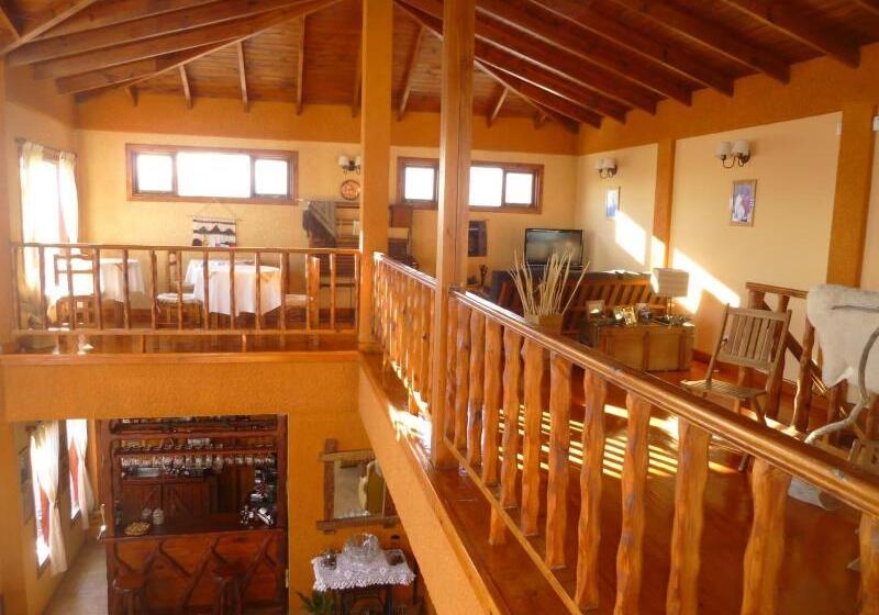 مسافرخانه Hosteria Rukahue