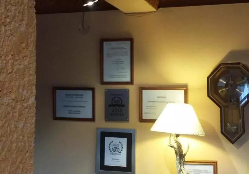 簡易ホテル Hosteria Rukahue