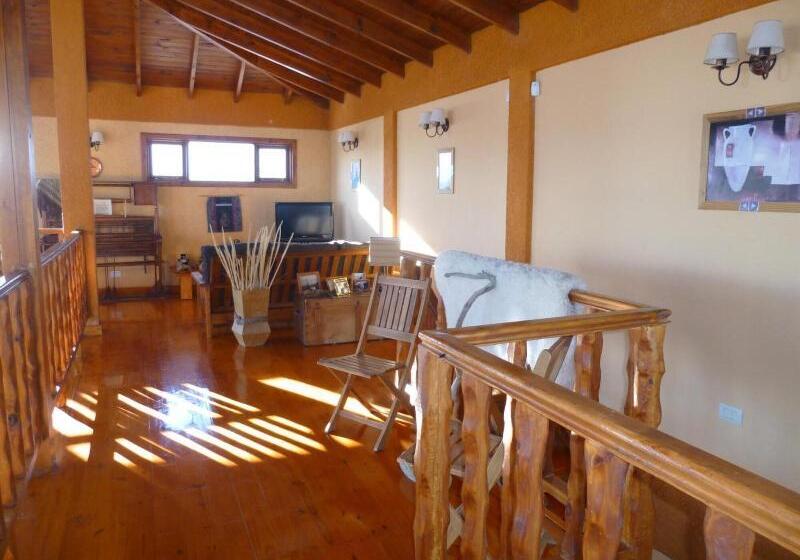 مسافرخانه Hosteria Rukahue