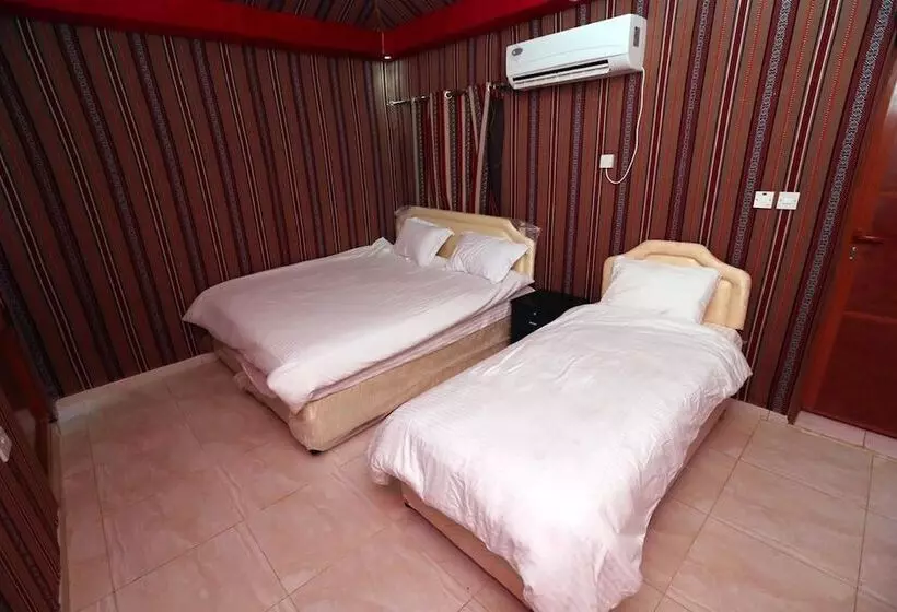 هتل Bidiyah Desert Camp