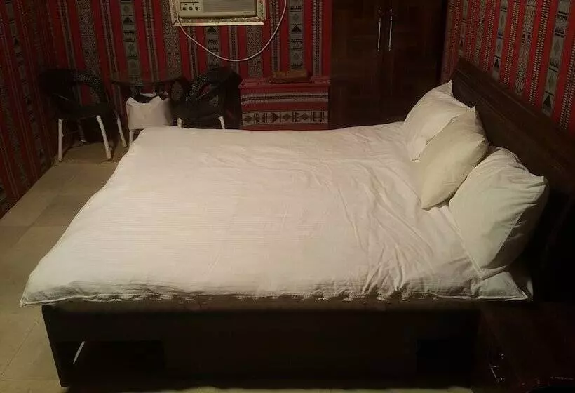 هتل Bidiyah Desert Camp