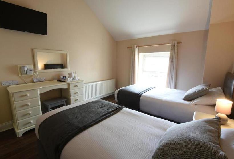 هتل Mcsorleys Bar And Nightclub