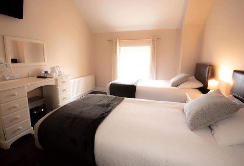 هتل Mcsorleys Bar And Nightclub