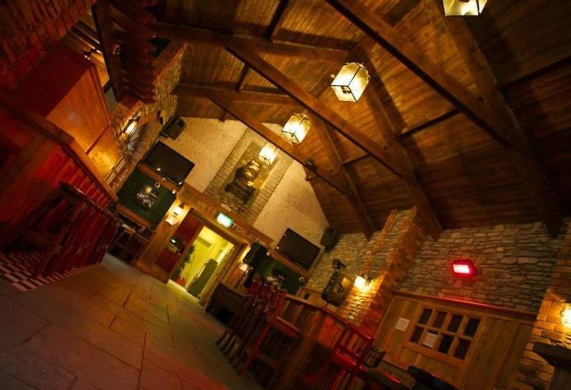 هتل Mcsorleys Bar And Nightclub