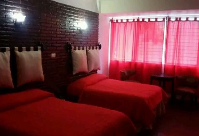 בית מלון כפרי Del Rey