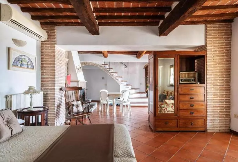 田舎風ホテル Agriturismo   Collina Toscana Resort