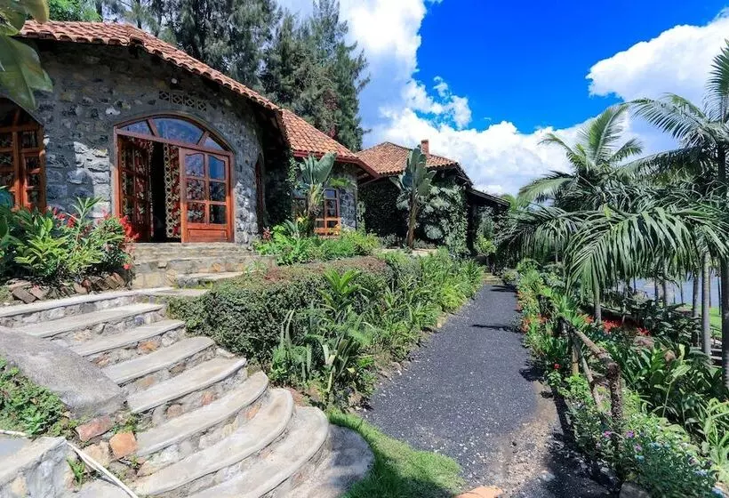 هتل The Palm Beach Resort