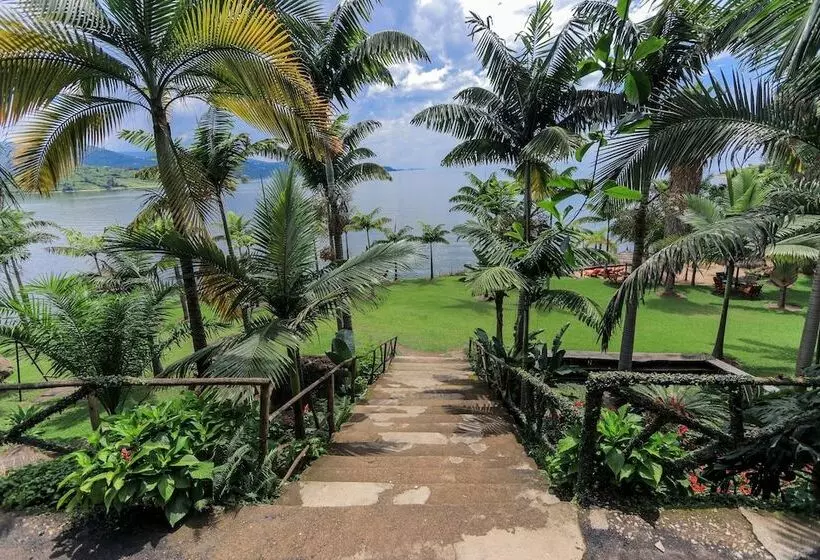 هتل The Palm Beach Resort