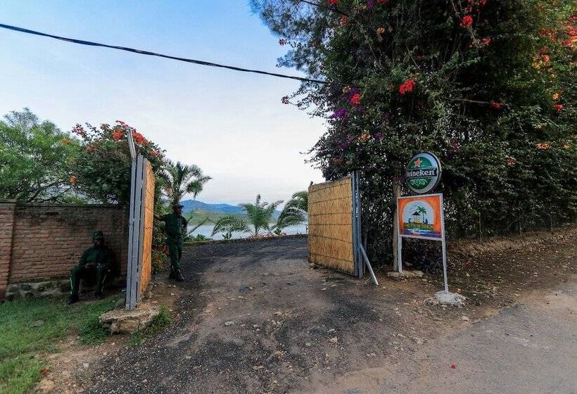 هتل The Palm Beach Resort