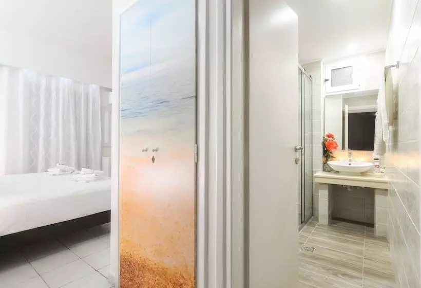 Mouria Studios & Apartments