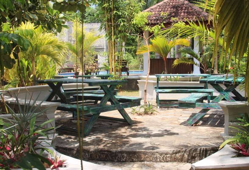 פנסיון Relax Resort Villa