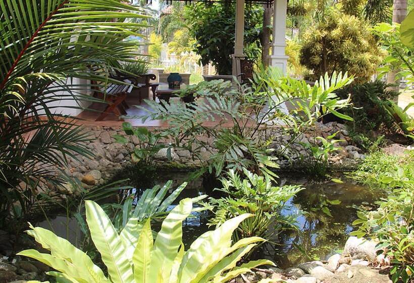 פנסיון Relax Resort Villa