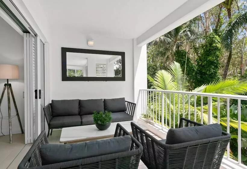 リゾートホテル Elysium Private Apartments At The Beach Club