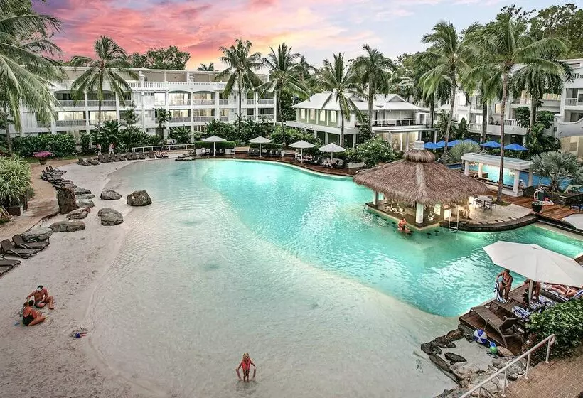 リゾートホテル Elysium Private Apartments At The Beach Club