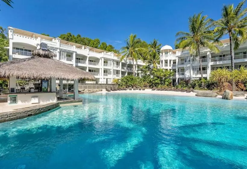 リゾートホテル Elysium Private Apartments At The Beach Club