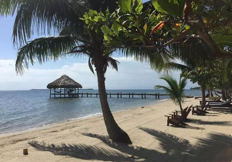 Lomakeskus Maya Beach