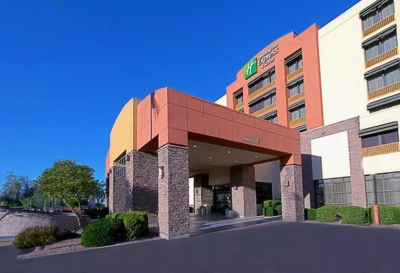 هتل Holiday Inn Express & Suites Tempe By Ihg