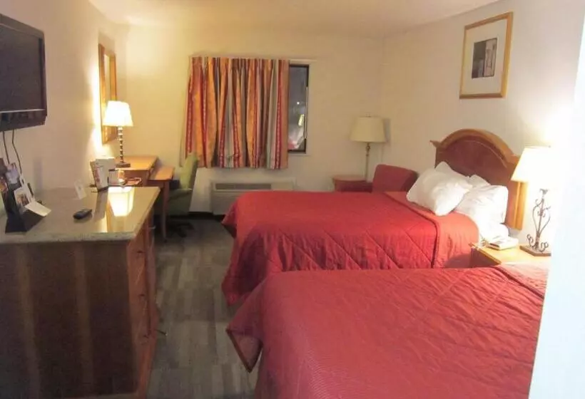 Отель American Inn And Suites Ionia