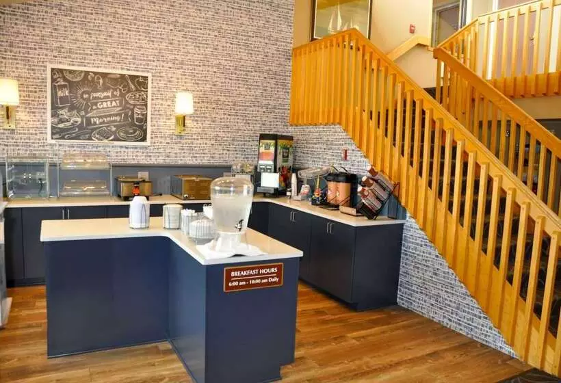 هتل Americinn By Wyndham Clear Lake