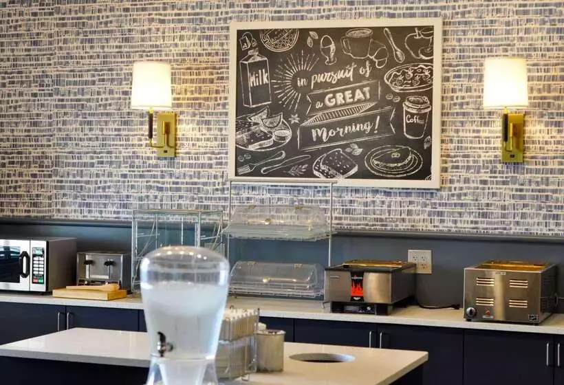 هتل Americinn By Wyndham Clear Lake