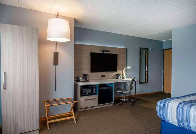 هتل Americinn By Wyndham Eau Claire