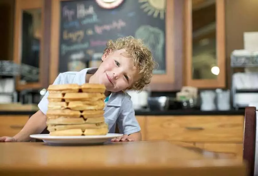 호텔 Americinn By Wyndham Kearney