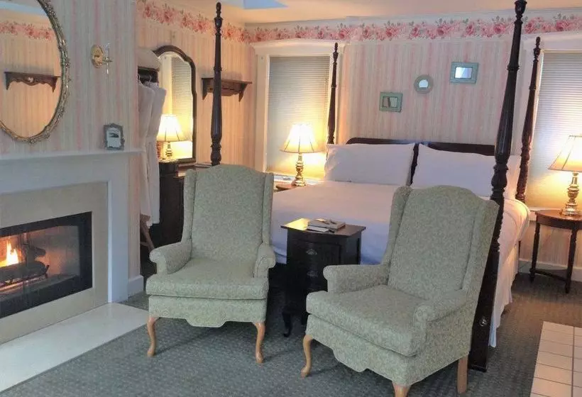 호텔 The Pettigrew Inn