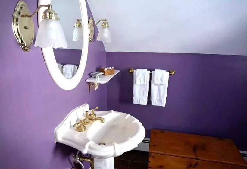 호텔 The Pettigrew Inn