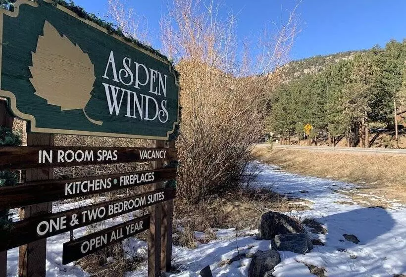ホテル Aspen Winds On Fall River