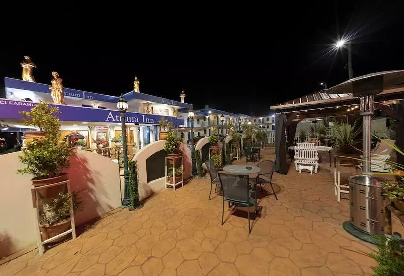 בית מלון כפרי Atrium Inn