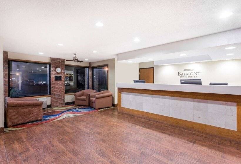 בית מלון כפרי Baymont By Wyndham Lagrange