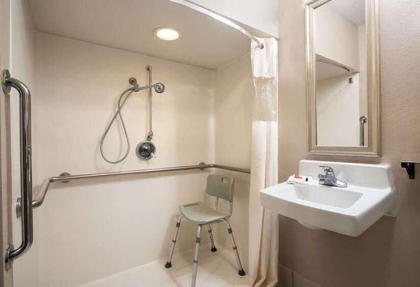 فندق Baymont By Wyndham Warrenton