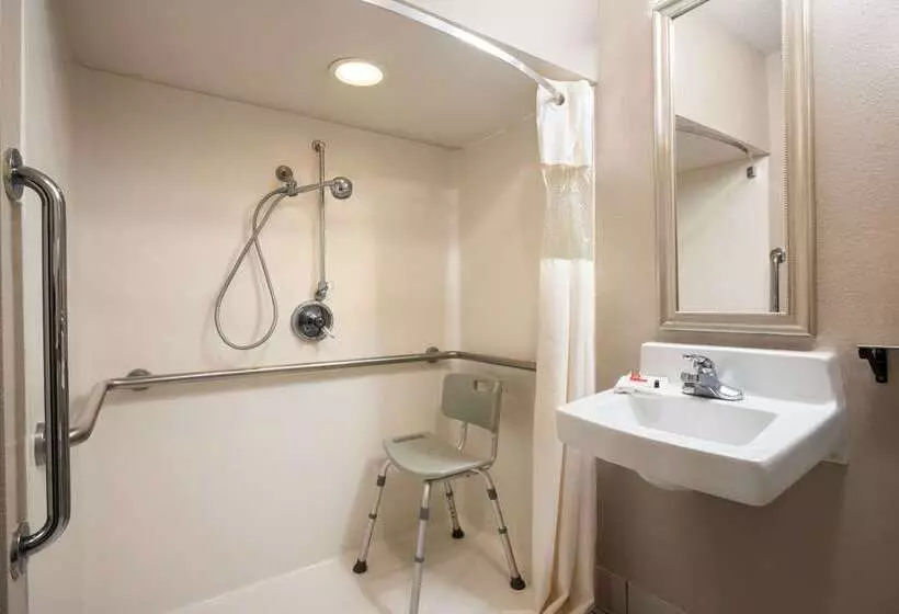 호텔 Baymont By Wyndham Warrenton