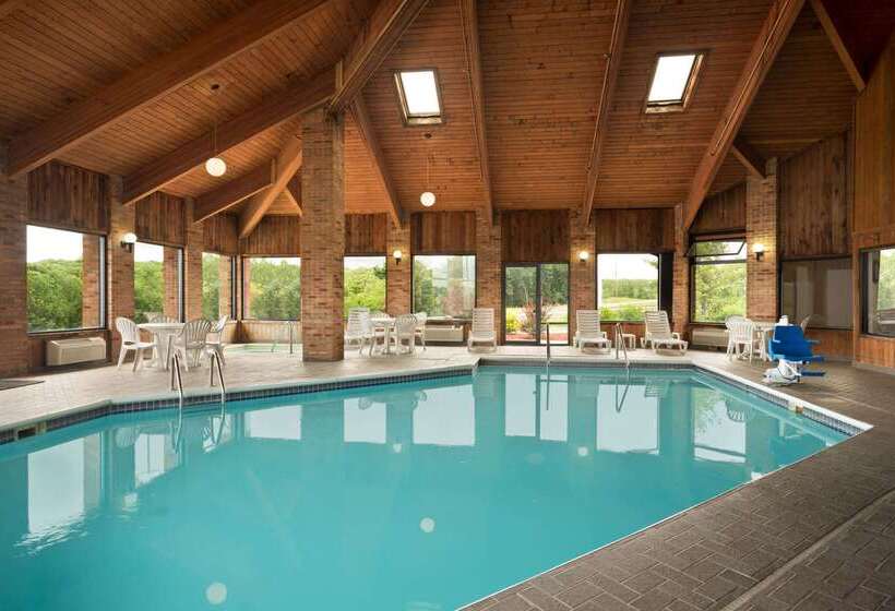 فندق Baymont By Wyndham Warrenton