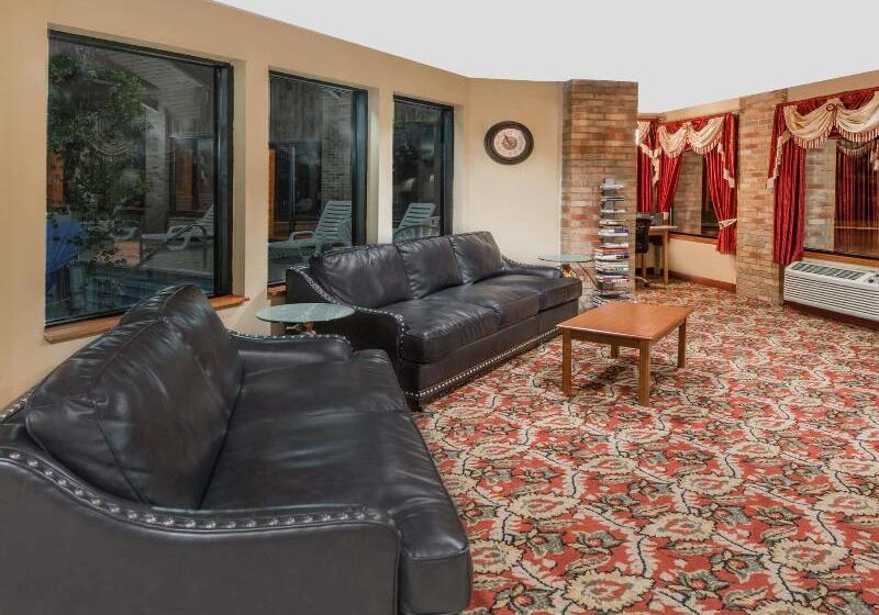 فندق Baymont By Wyndham Warrenton