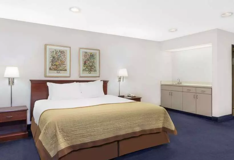 فندق Baymont By Wyndham Zanesville